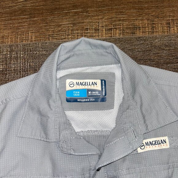 Magellan Gray Short Sleeve Button Down Shirt Boys Youth Medium 8-10 - Picture 2 of 5